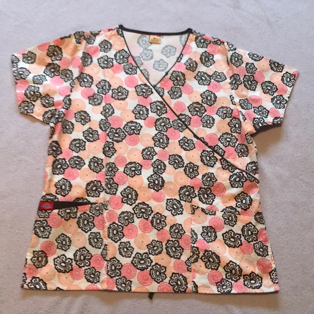 Dickies Large Scrub Top